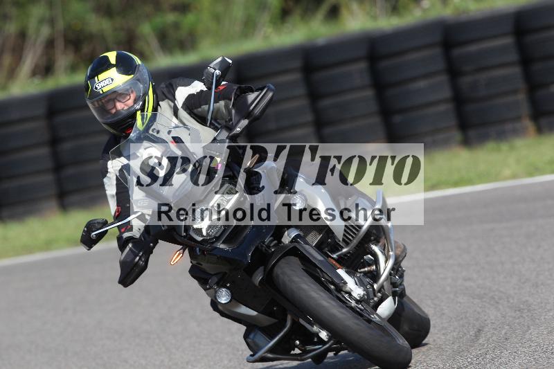 Archiv-2022/57 29.08.2022 Plüss Moto Sport ADR/Einsteiger/3